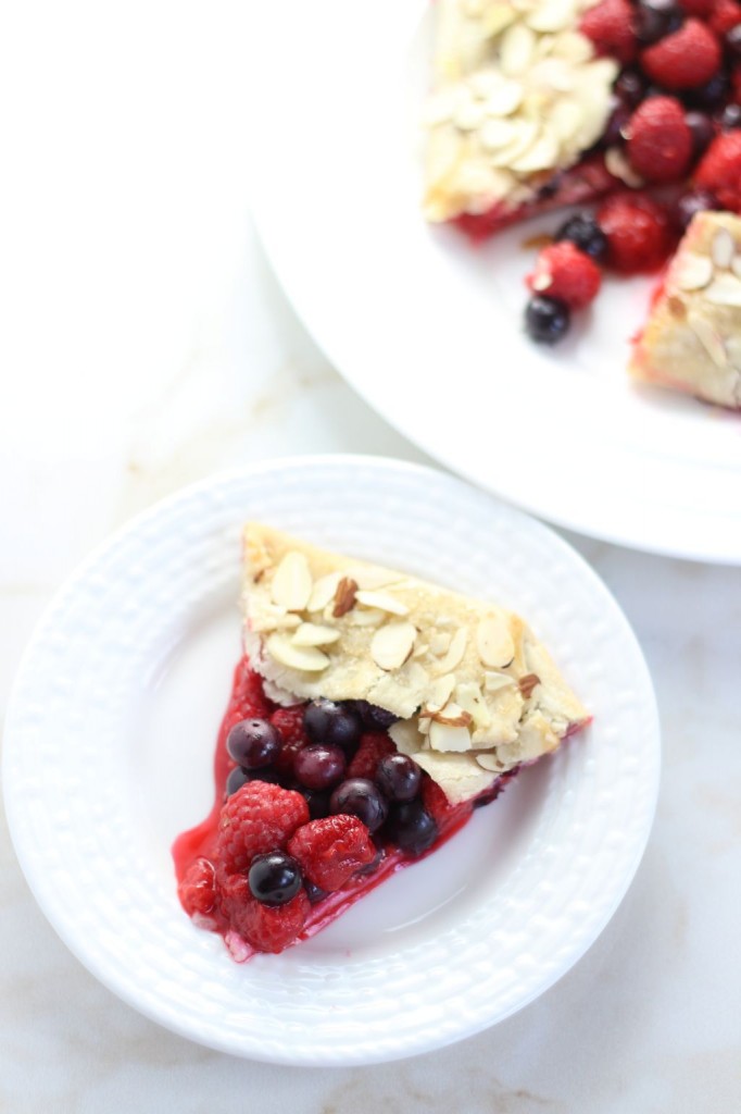 blueberry raspberry almond galette 16