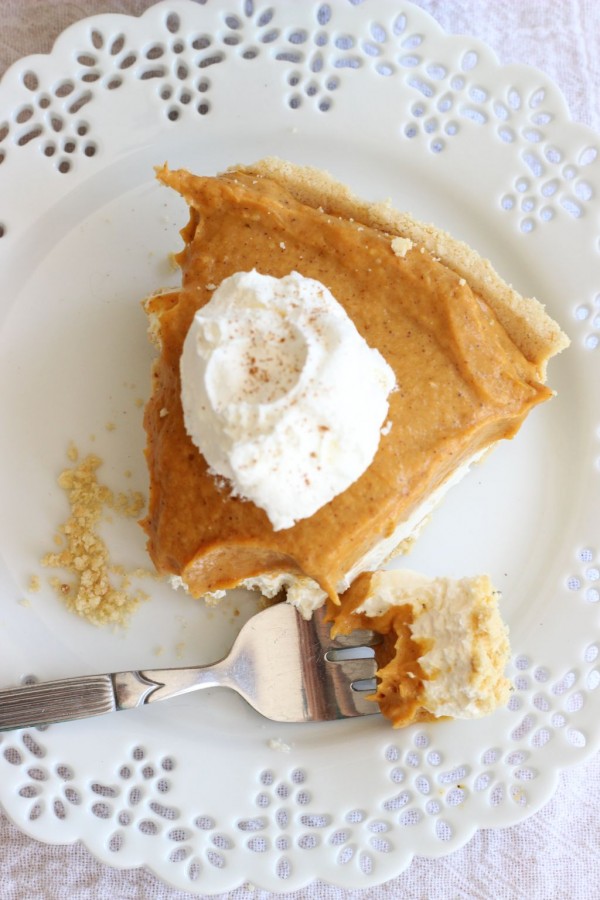 Double Layer No Bake Pumpkin Cheesecake - The Gold Lining Girl