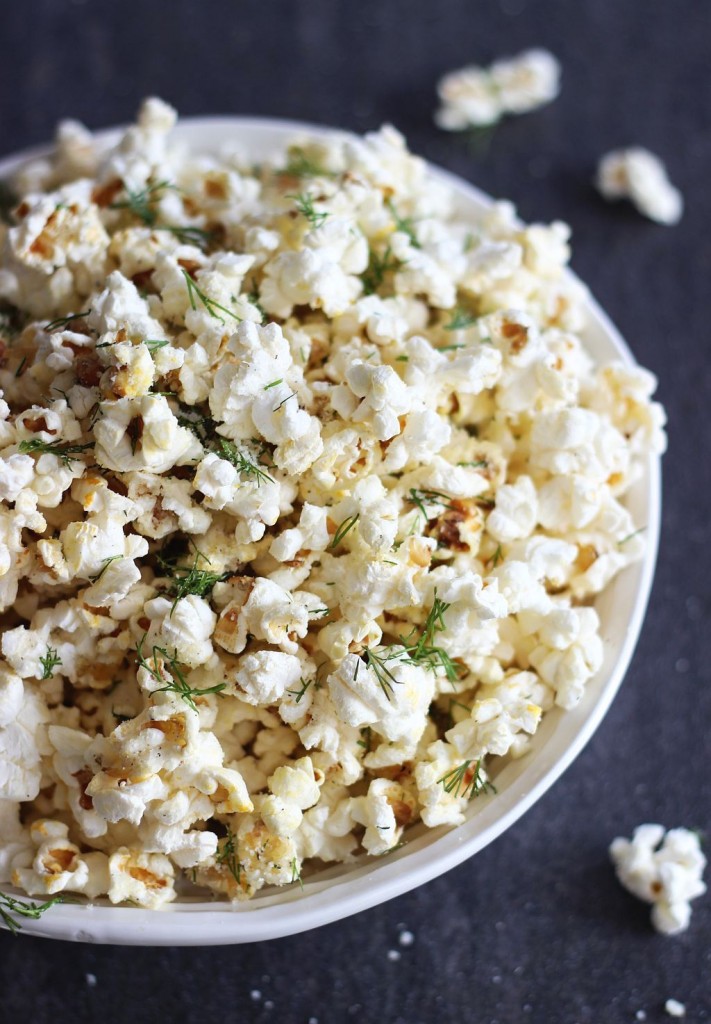 dill garlic parmesan popcorn 3