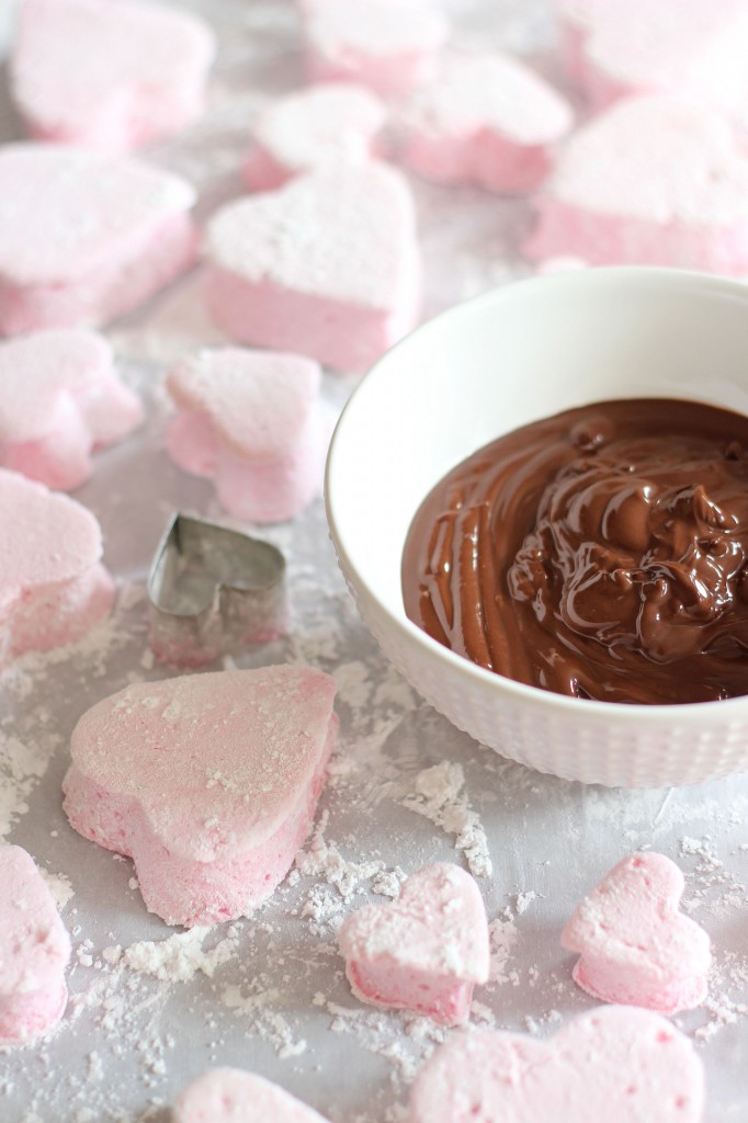 Heart-shaped Chocolate Dipped Marshmallow Recipe