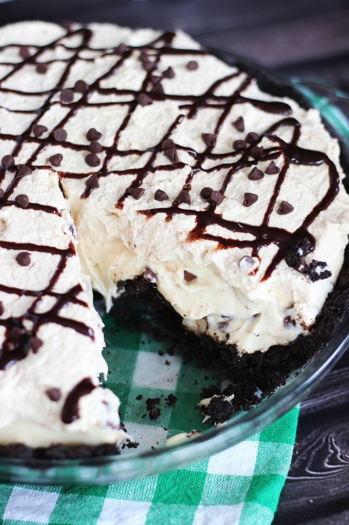 no bake bailey's cheesecake with bailey's coffee whipped cream 21