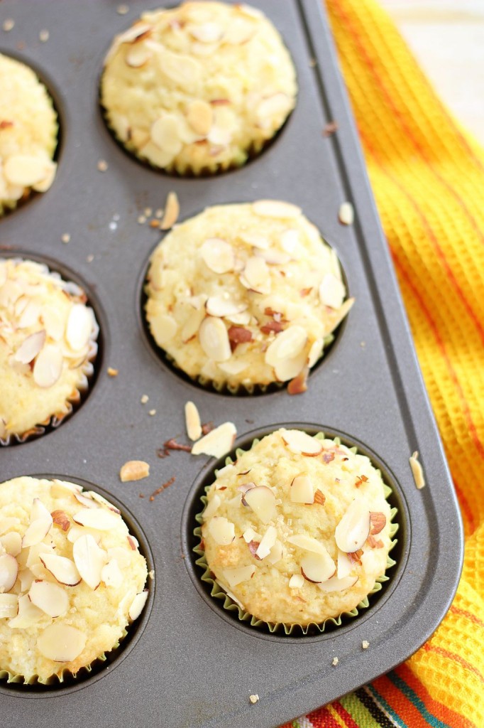 lemon almond ricotta muffins 6