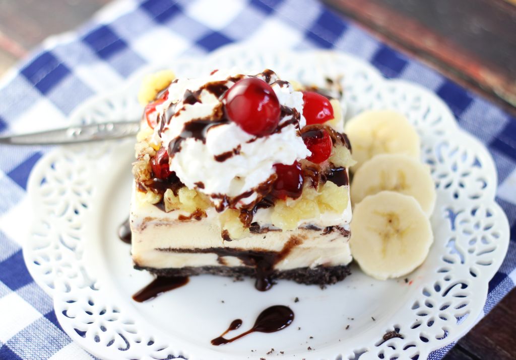 Banana Split Cake Cups | Tasty Kitchen Blog