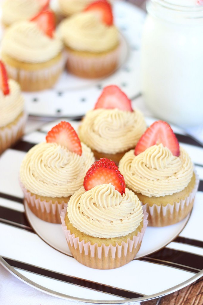 peanut butter & jelly cupcakes 13