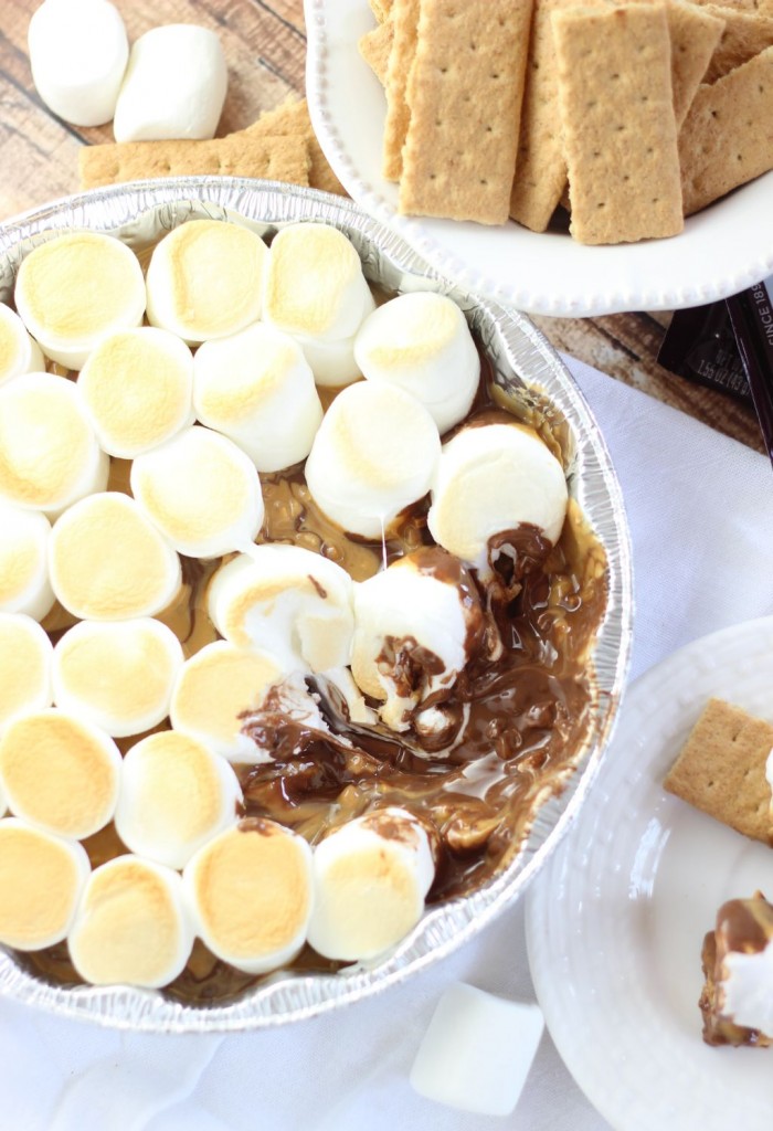 10 minute peanut butter s'mores dip 14