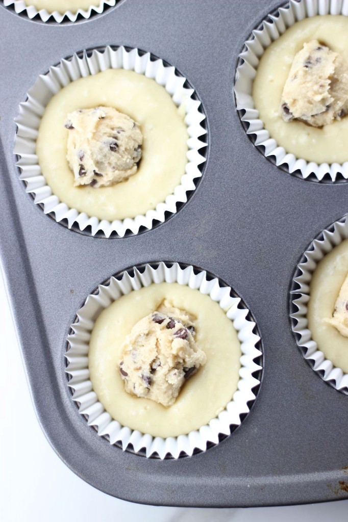 chocolate chip cookie dough cupcakes 4