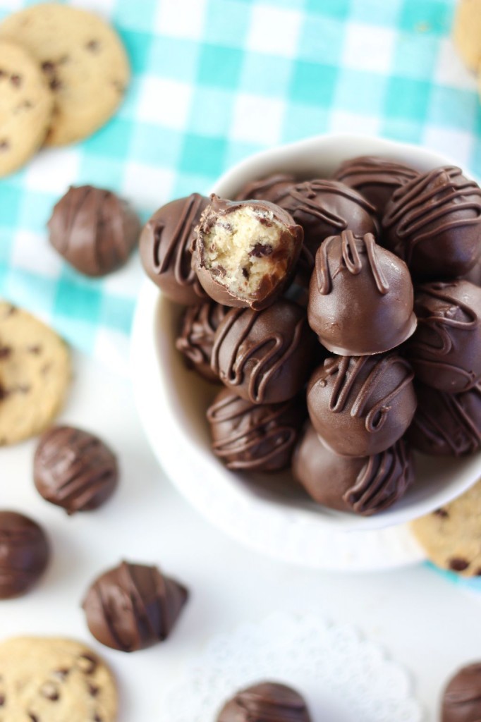 chocolate chip cookie dough truffles 8