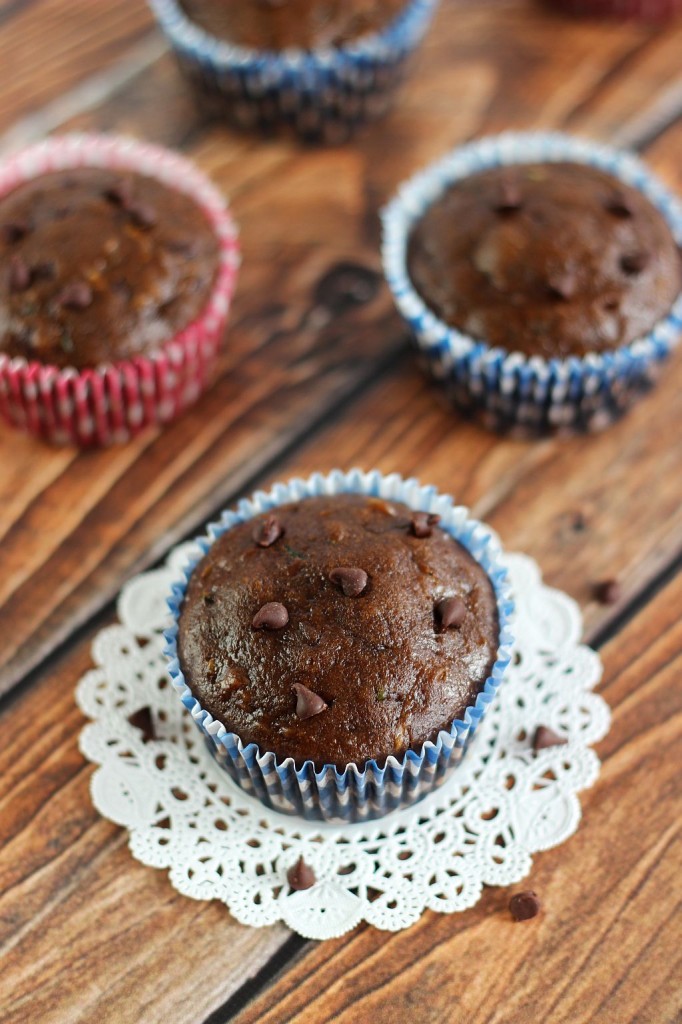 chocolate zucchini muffins 7