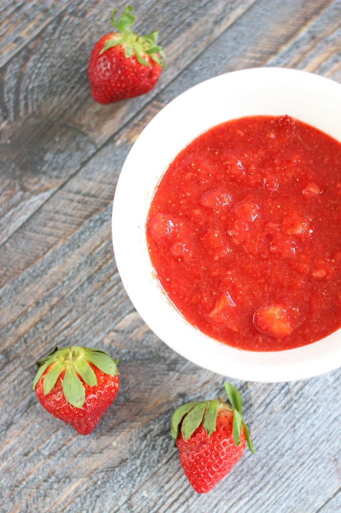 strawberry coconut panna cotta 2