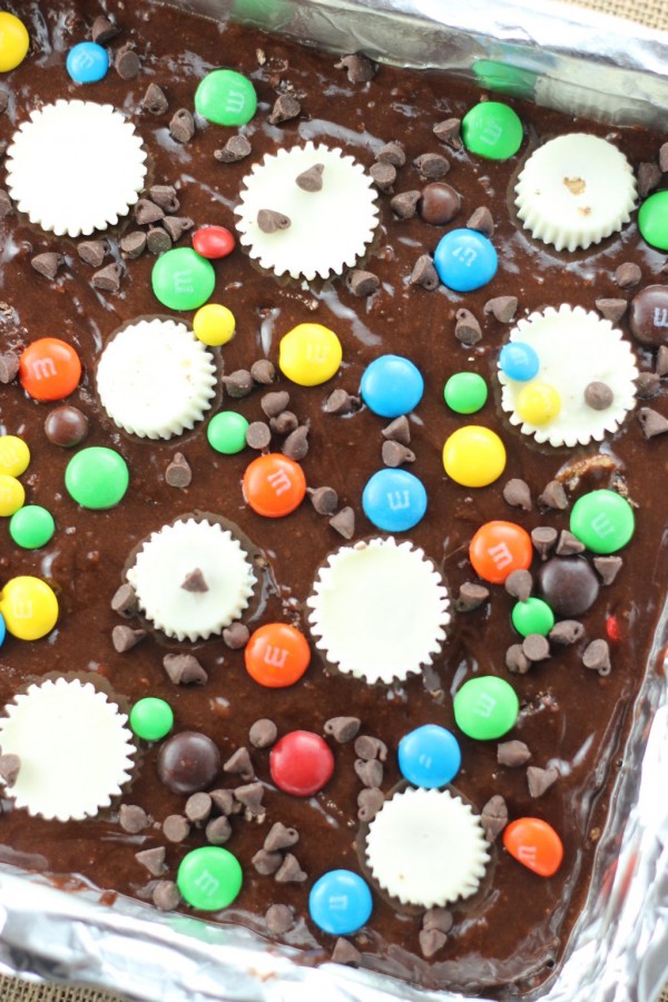 Leftover Halloween Candy Bar Brownies The Gold Lining girl