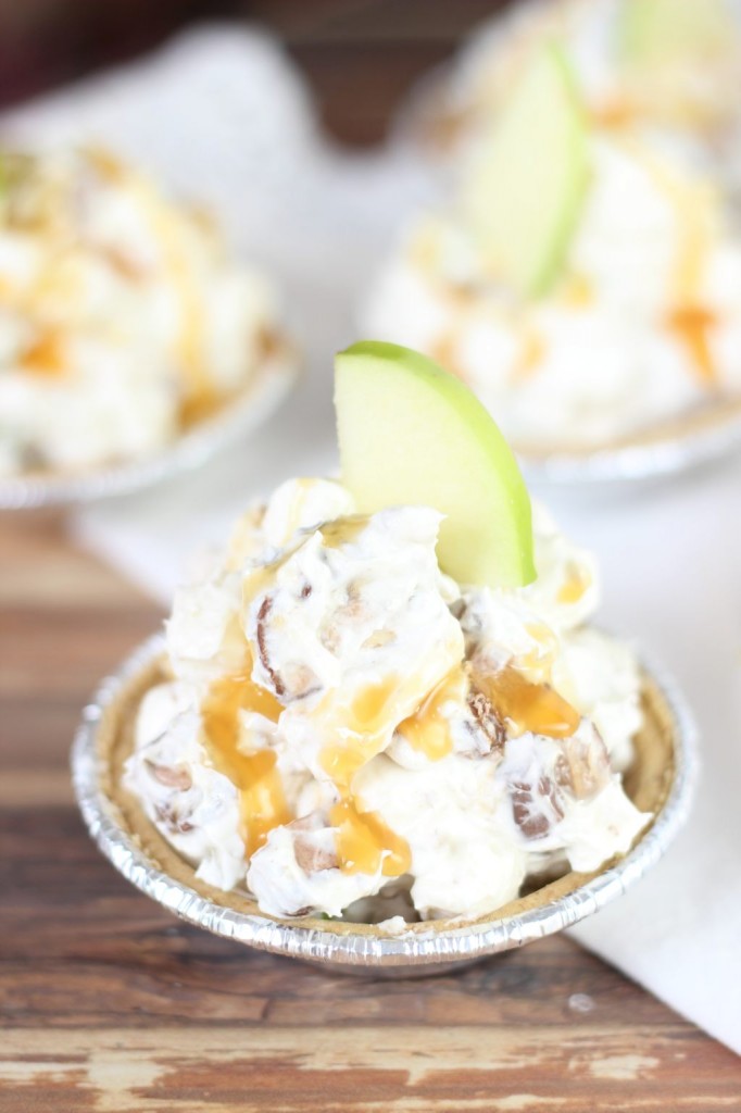 mini no bake caramel apple pies 13