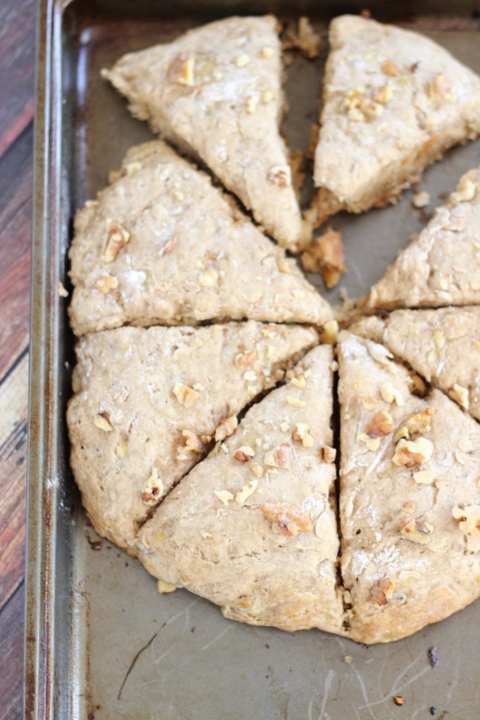 banana walnut scones 1