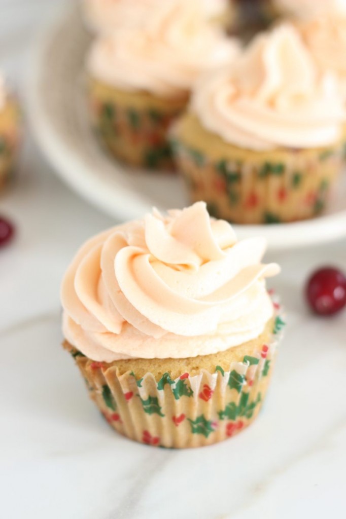 cranberry orange cupcakes with orange buttercream 1