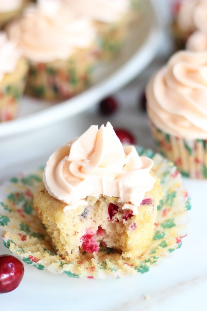 cranberry orange cupcakes with orange buttercream 10