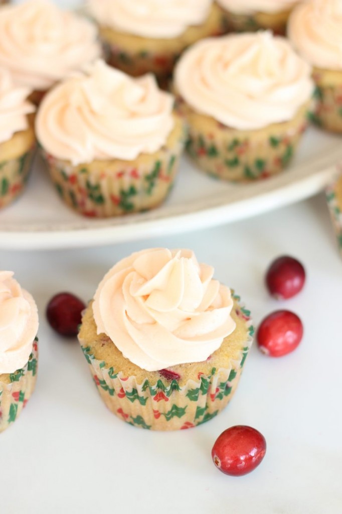 cranberry orange cupcakes with orange buttercream 3