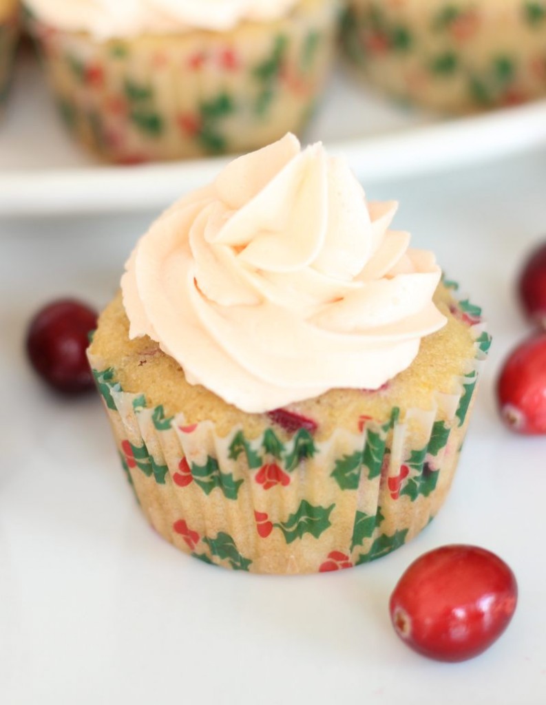 cranberry orange cupcakes with orange buttercream 4