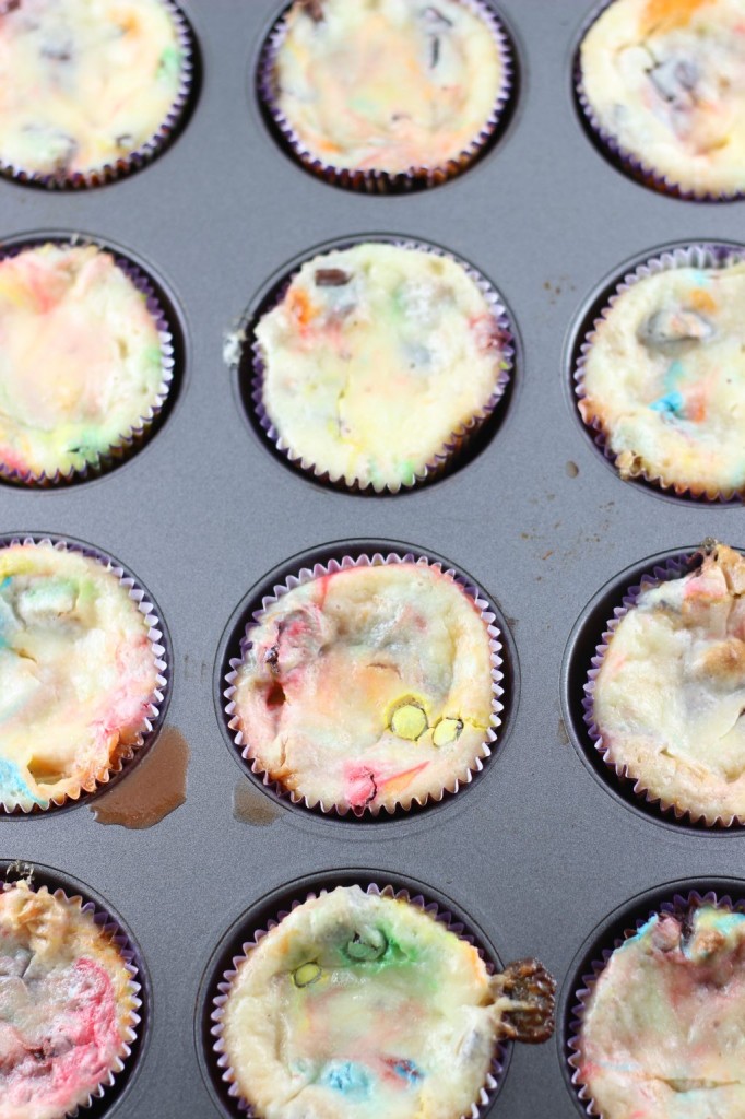 leftover halloween candy mini cheesecakes