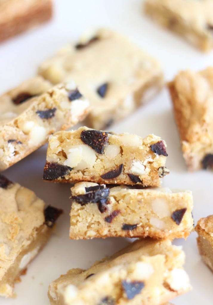 macadamia nut & fig white chocolate blondies 14