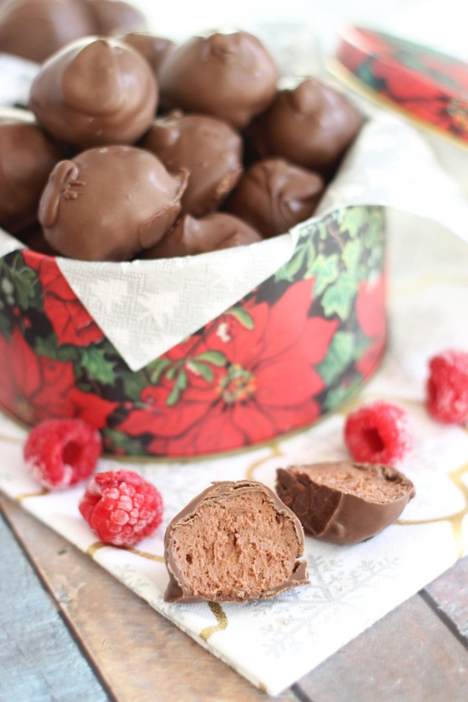 chocolate raspberry cheesecake truffles 9