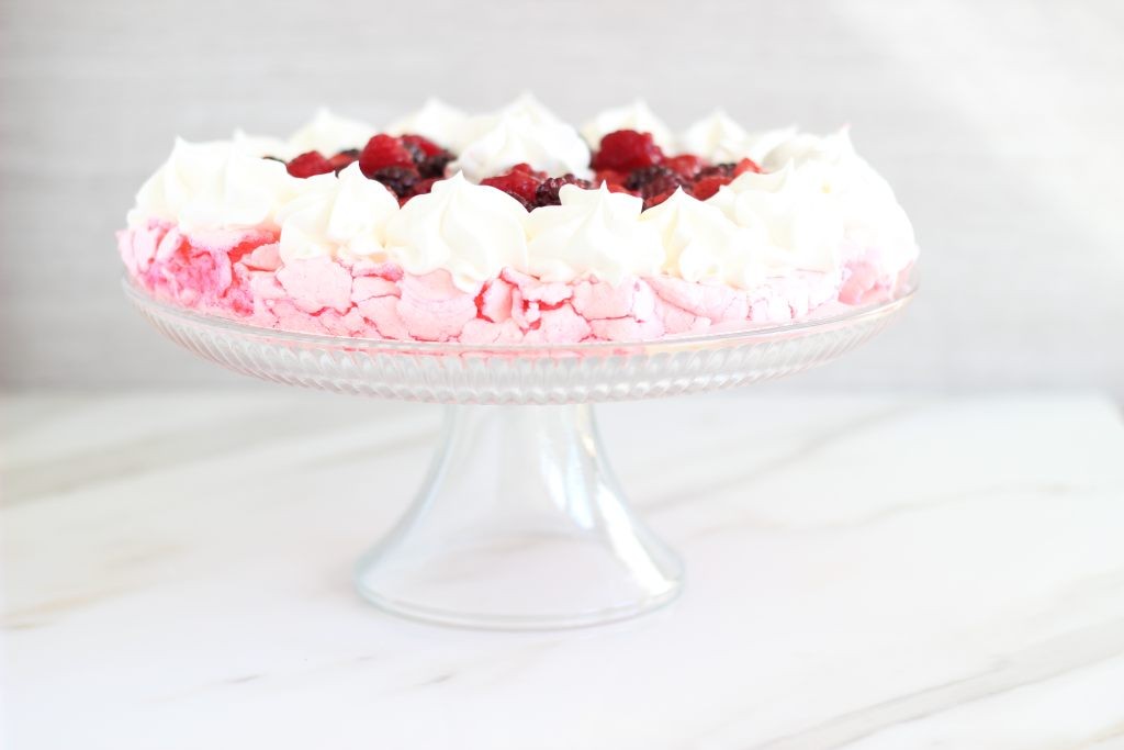 triple berry amaretto pavlova 19