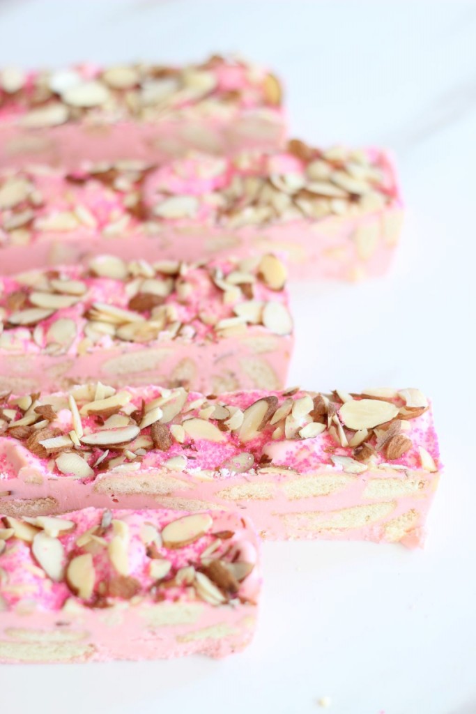 5 minute strawberry shortcake fudge 4