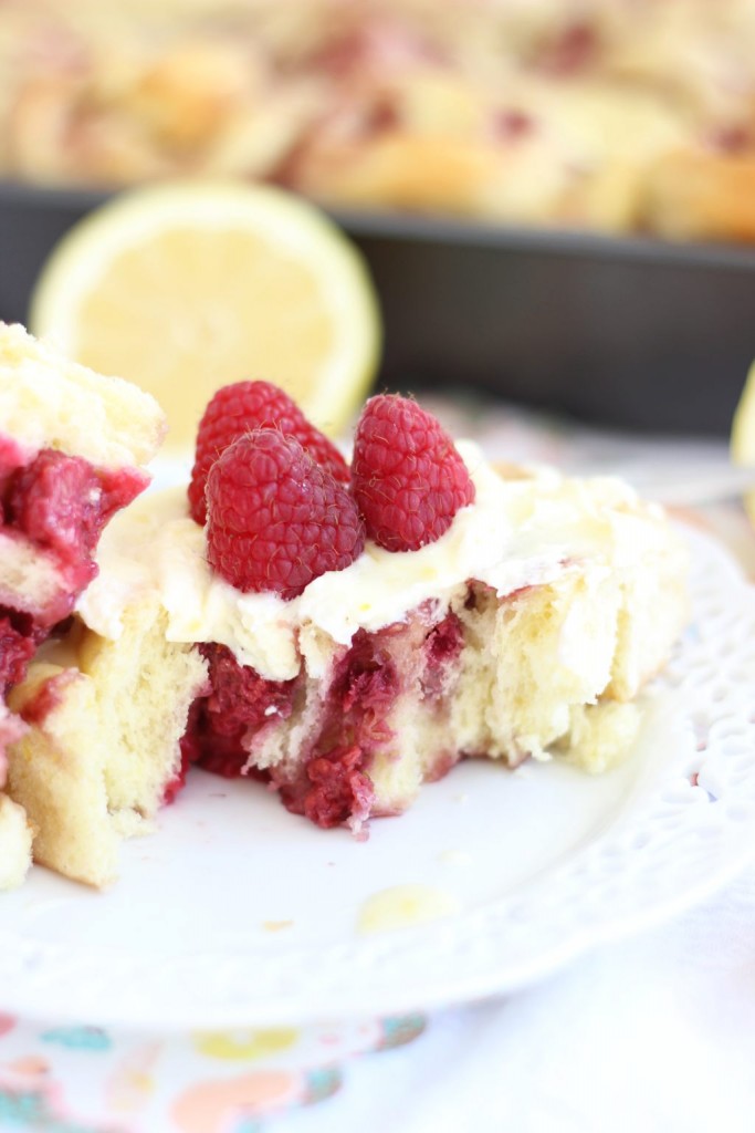 lemon raspberry sweet rolls with lemon mascarpone frosting 11