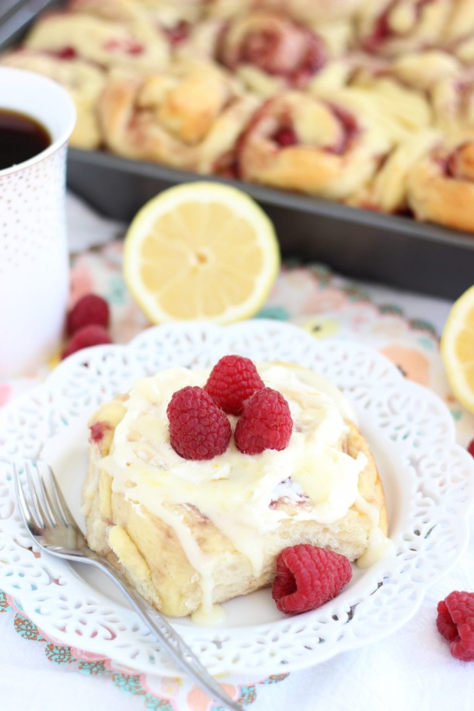 lemon raspberry sweet rolls with lemon mascarpone frosting 5