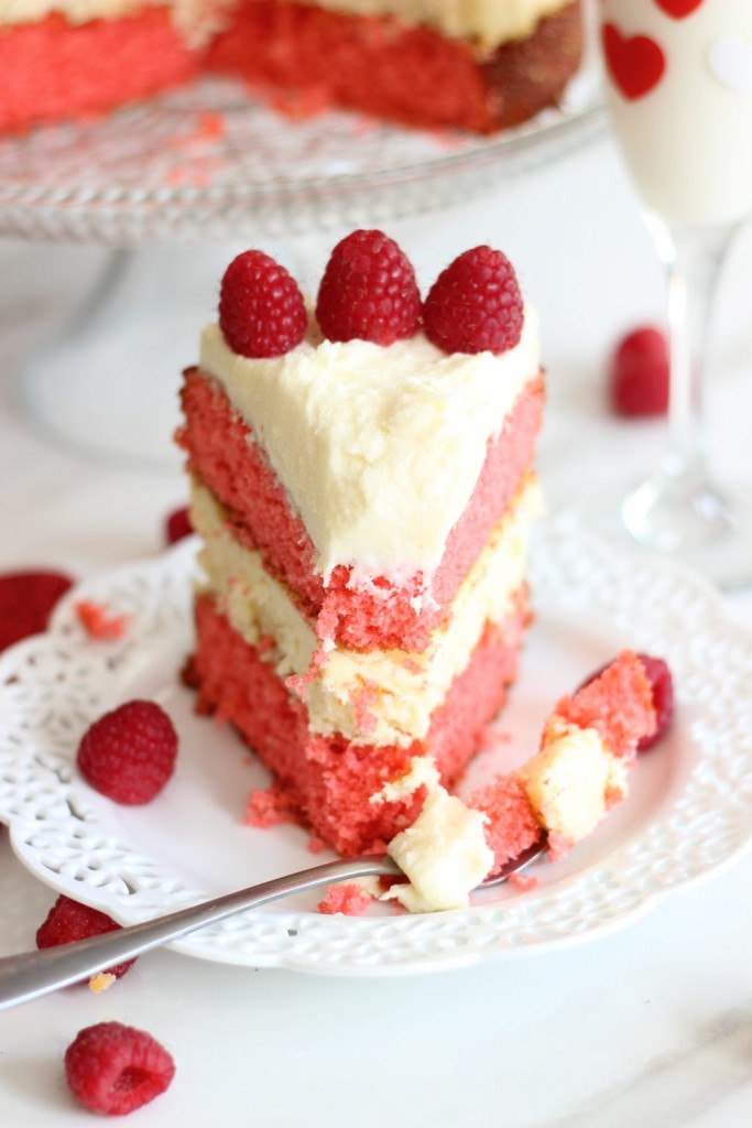 raspberry white chocolate cheesecake cake (22)