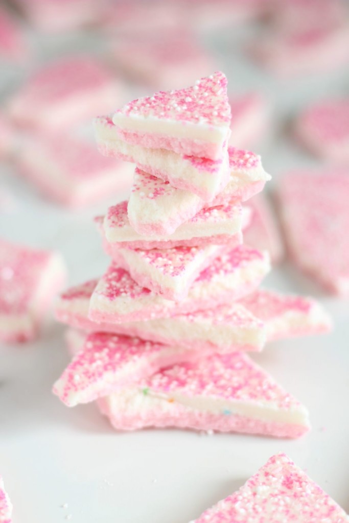 strawberry cake batter bark 14