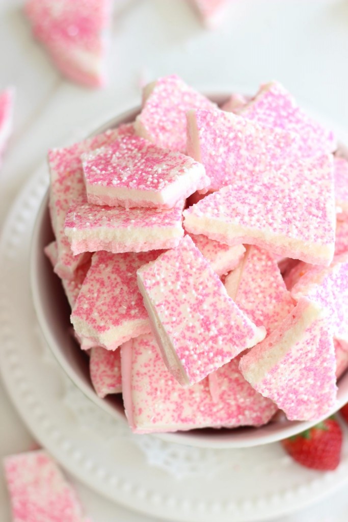 strawberry cake batter bark 5