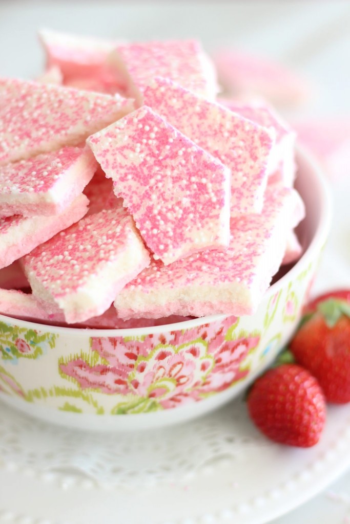 strawberry cake batter bark 8