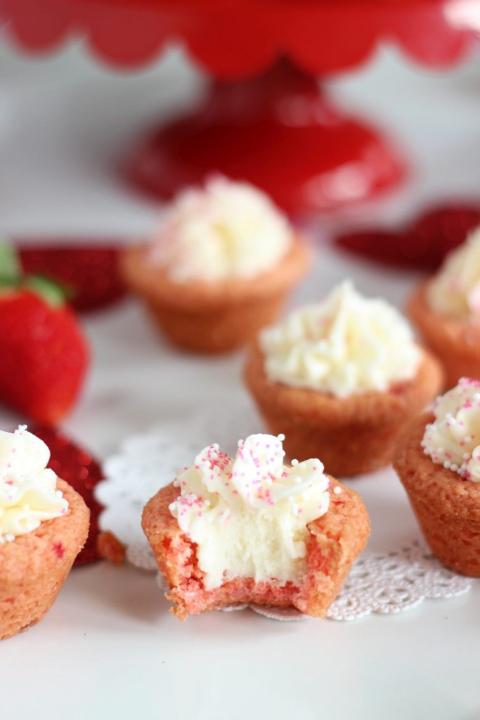 strawberry cookie cups with white chocolate buttercream 17