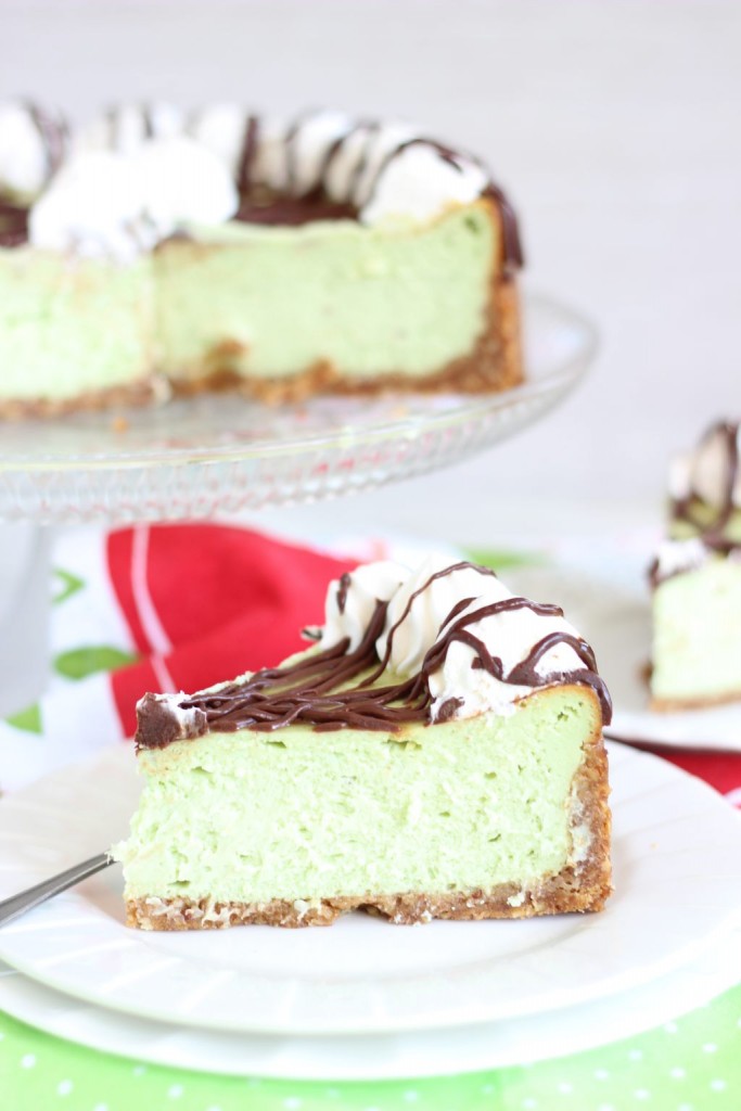 amaretto pistachio cheesecake 11