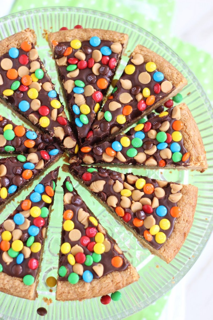 Chocolate Peanut Butter Cookie Pizza