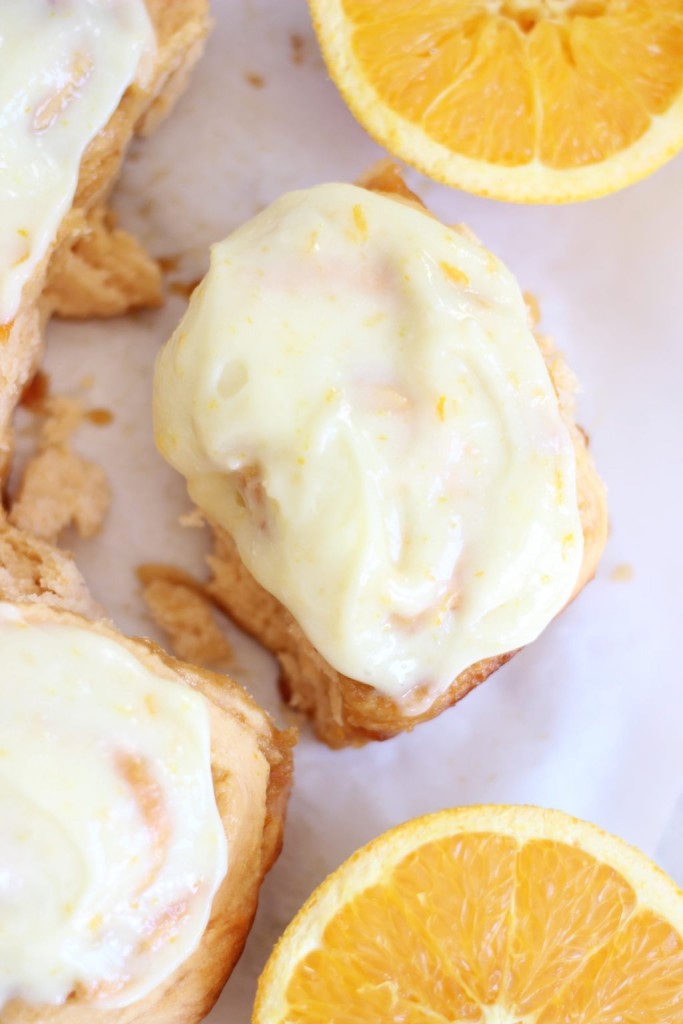 orange sweet rolls with orange cream cheese glaze 15