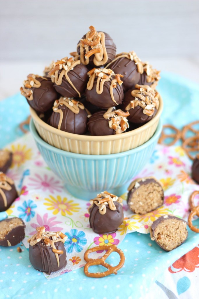 peanut butter pretzel truffles 1