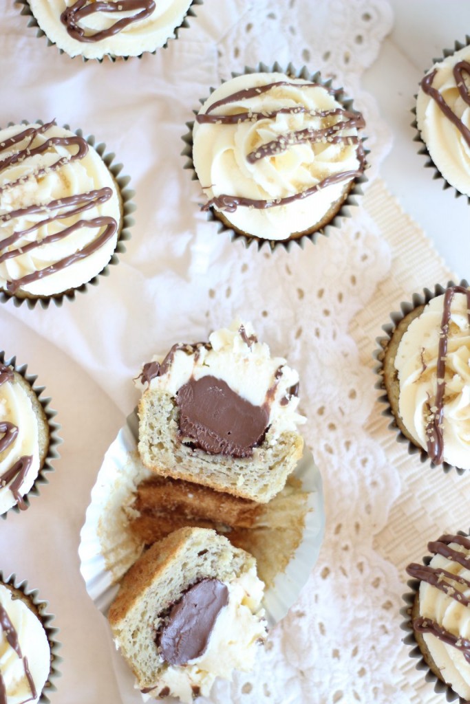 Nutella-Filled Banana Cupcakes with Cream Cheese Frosting (12)