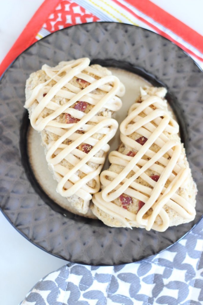 brown sugar maple bacon scones with maple brown butter glaze 18