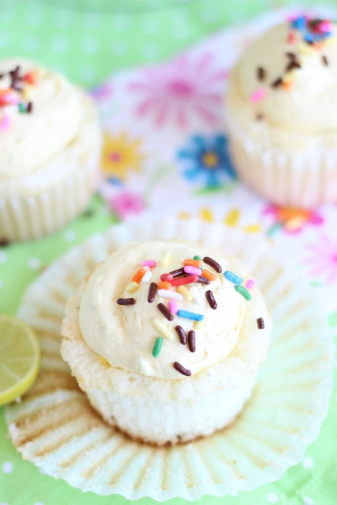 key lime angel food cupcakes with key lime curd 9