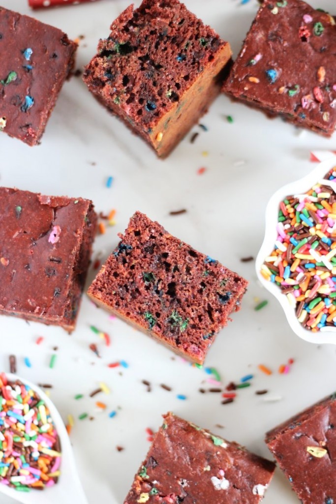 red velvet cake funfetti protein bars 12