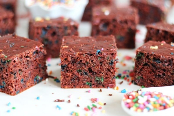 Red Velvet Funfetti Protein Bars