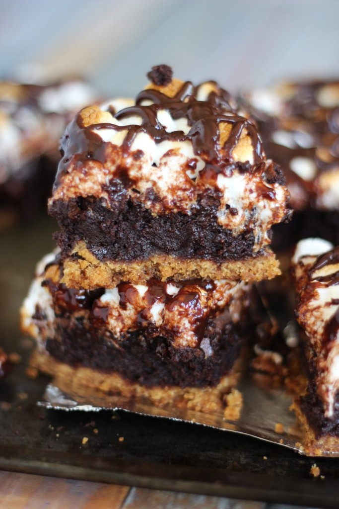 ultimate fudgy s'mores brownies 23