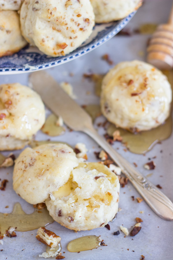 toasted-pecan-goat-cheese-biscuits-16