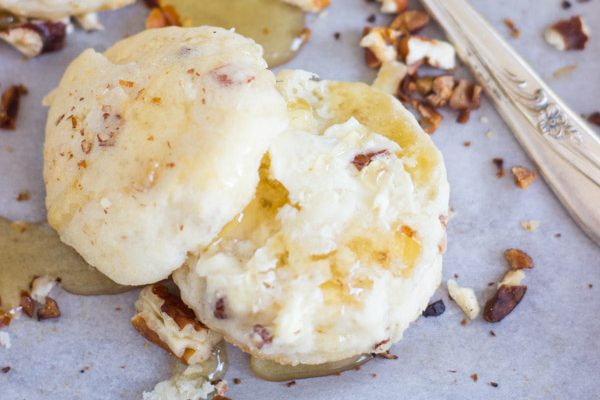 toasted-pecan-goat-cheese-biscuits-20