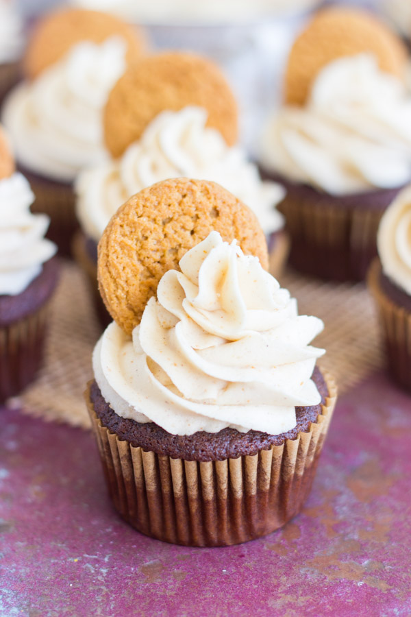 gingerbread-latte-cupcakes-with-brown-butter-frosting-1