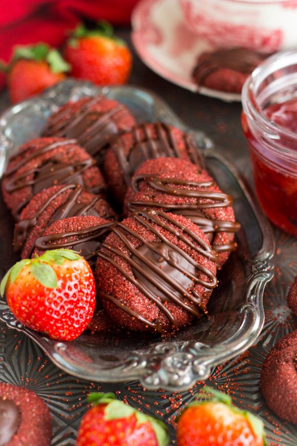 Chocolate-Covered Strawberry Thumbprints (3)