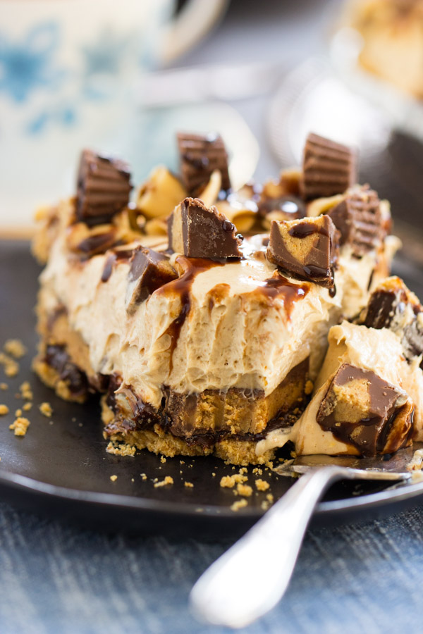 Reese's Cup No Bake Peanut Butter Pie Recipe - The Gold ...