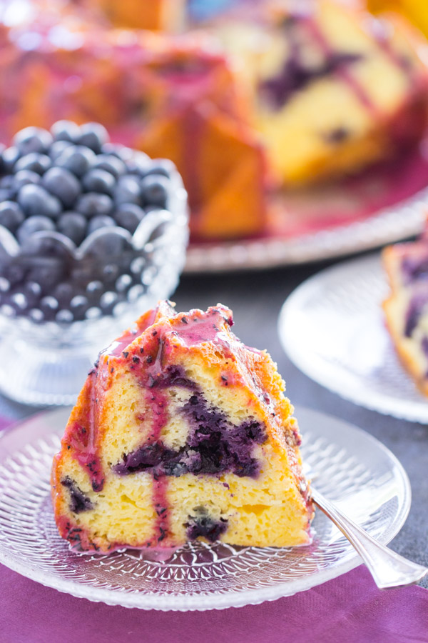 This beautiful Weeping Willow I shared with my co-workers. A lemon  Blueberry/lemon glaze bundt cake baked in a Nordic Ware Brilliance Bundt Pan.  : r/Baking