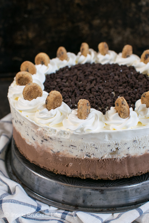 Chocolate-Chip-Cookie-Dough-Ice-Cream-Cake