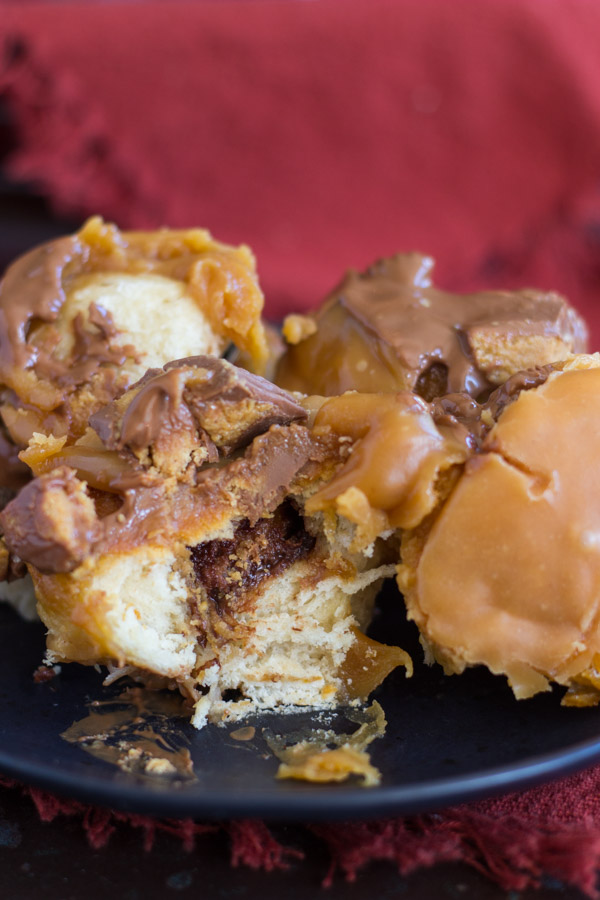 Reese's Cup Monkey Bread (13)